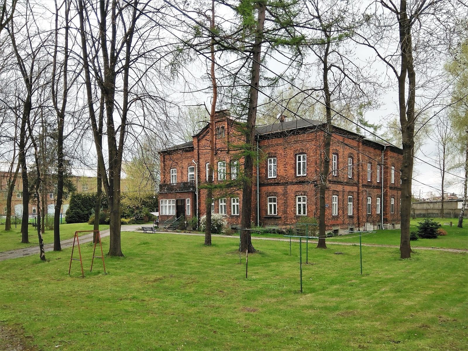 Willa dyrektorska, atrakcja w pobliżu dworca Żyrardów